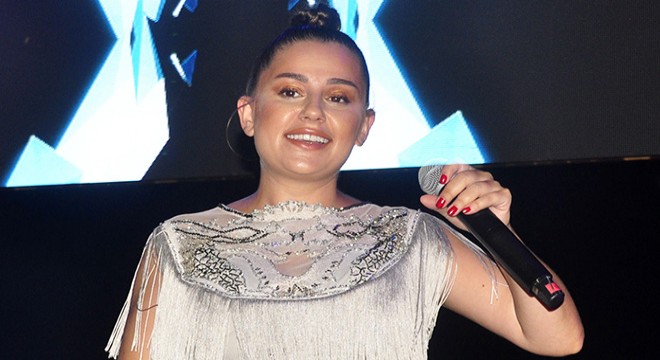 Merve Özbey: Eski sevgiliye mesaj atmak serbest
