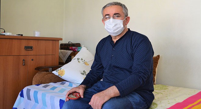 Mesanesinden 50 taş çıkarıldı