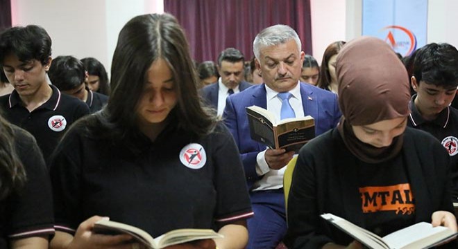 Meslek liselilere  Gençlerle Başbaşa  kitabı
