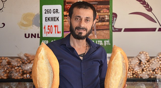 Meslektaşlarına kızan fırıncı, ekmeği 1,5 TL'den satmaya başladı