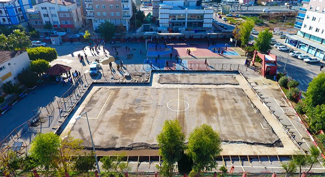 Metin-Nuran Çakallıklı'ya spor salonu