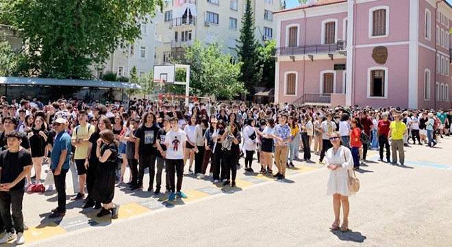 Mezunlarından Antalya Lisesi çağrısı