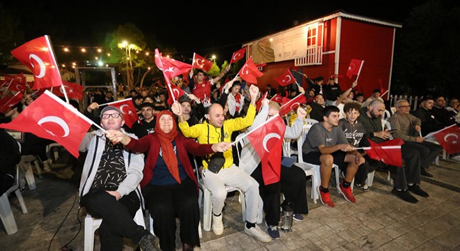Milli maç heyecanı Dokumapark’ta yaşandı