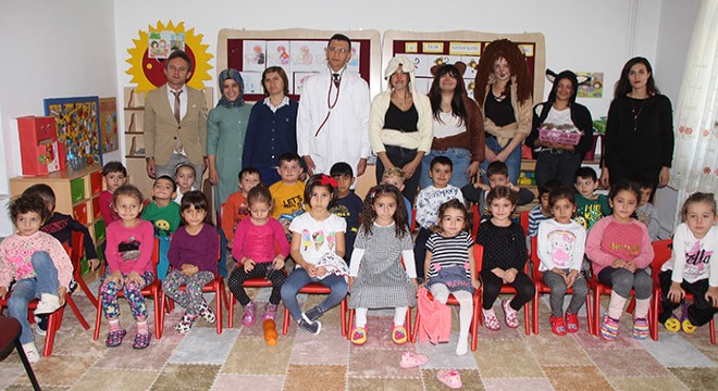 Miniklere hayvan sevgisi anlatıldı