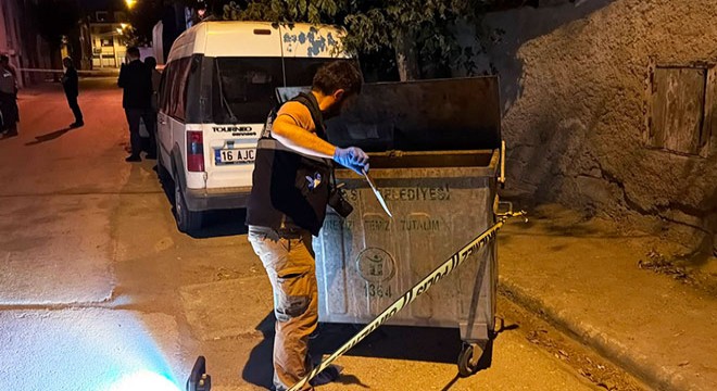 Misafirliğe gittiği evde bıçaklanarak öldürüldü