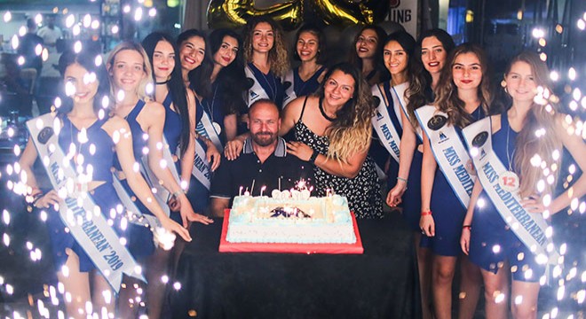 Miss Mediterranean 20'nci yaşını kutladı