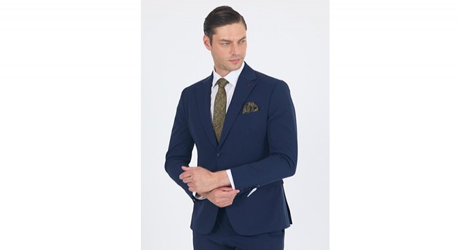 Modern Erkek Giyiminde Bir İmza: Şıklığınızı Bizimle Taçlandırın