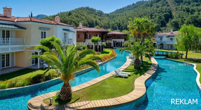 Modern Yapılarda Tatil Sunan Portville Villa