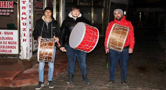 Motorize davulcuların mesaisi başladı