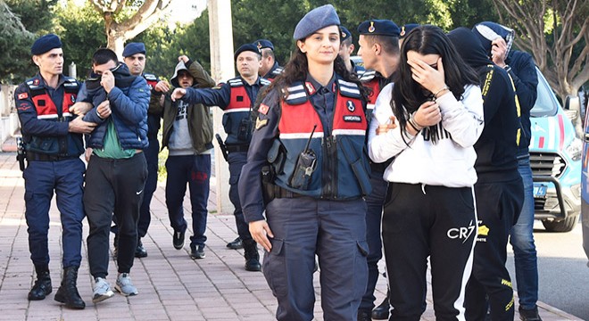 Motosiklet hırsızları jandarmadan kaçamadı