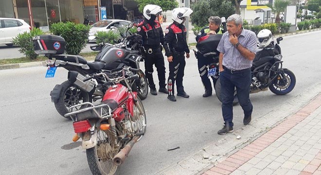 Motosiklet hırsızları kaçarak izlerini kaybettirdi