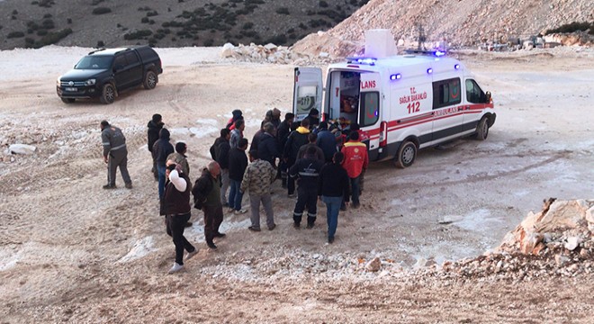 Motosiklet mermer ocağı sahasına düştü, sürücü öldü