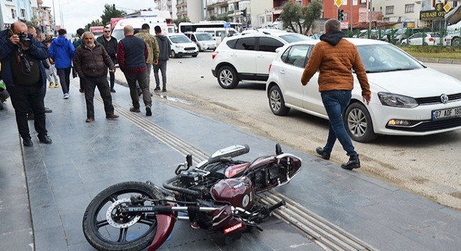 Motosiklet sürücüsü yaralandı