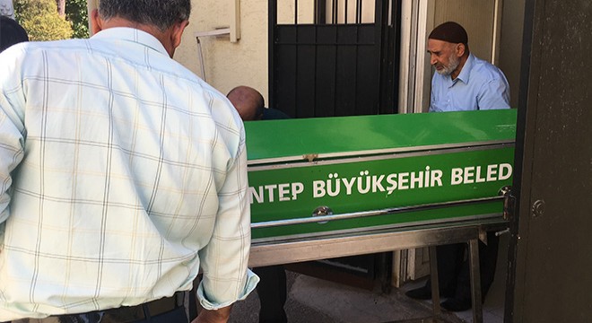 Motosikletin çarptığı kadın öldü