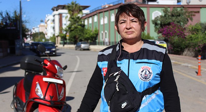 Motosikletli kuryeye talep artınca, kadınlar sahaya indi