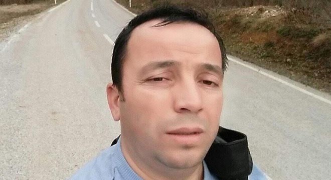Müdür yardımcısını, öğrencisi bıçaklayarak öldürdü