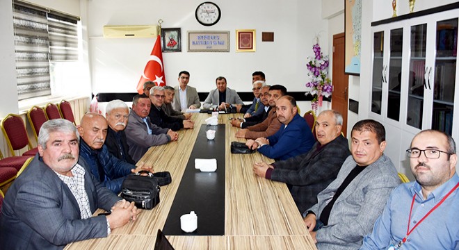 Muhtarlar, aile okulu hakkında bilgilendirildi