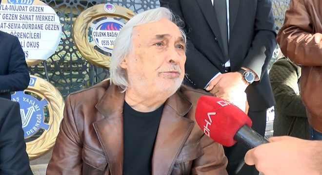 Müjdat Gezen'in ablası son yolculuğuna uğurlandı