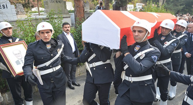 Mümtaz Soysal son yolculuğuna uğurlandı