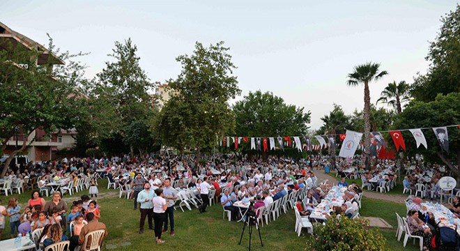 Muratpaşa, Meltem'de iftar verdi