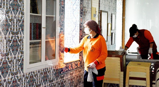 Muratpaşa'da 152 cami dezenfekte edildi