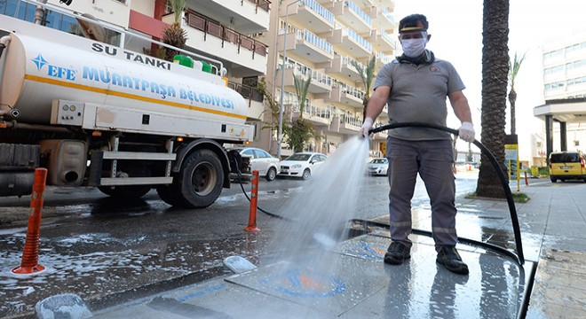 Muratpaşa'da 60 bin litre dezenfektan kullanıldı