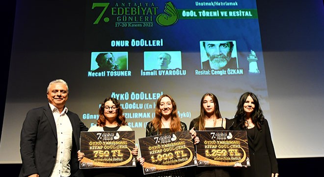 Muratpaşa'da edebiyatın ödül gecesi