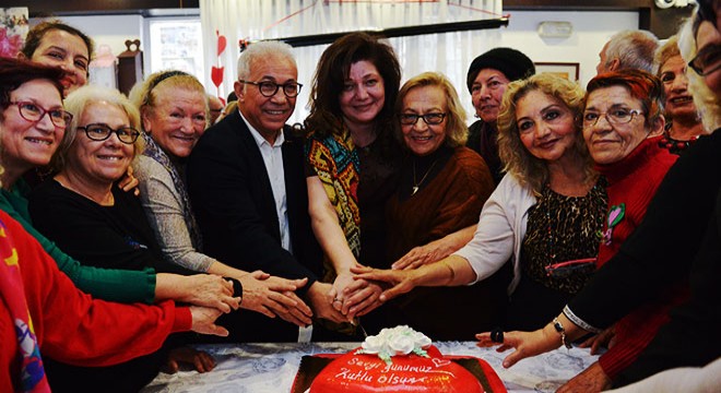 Muratpaşa'da sevgililer günü kutlaması