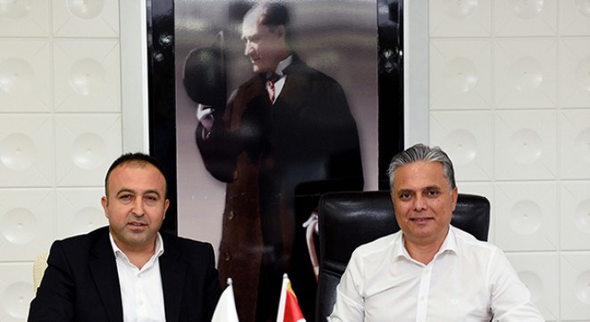 Muratpaşa'da taksi durakları tek tip oluyor
