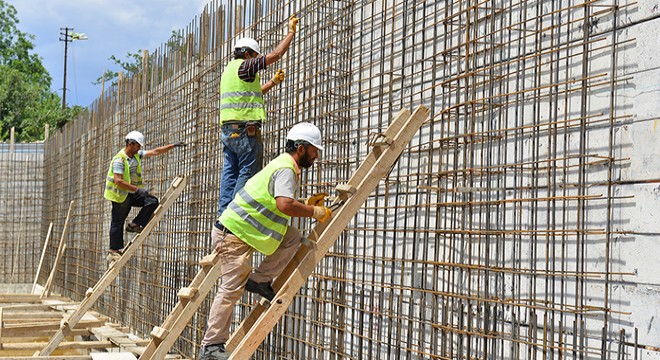 Muratpaşa'daki binalara 'beton perde' zorunluluğu