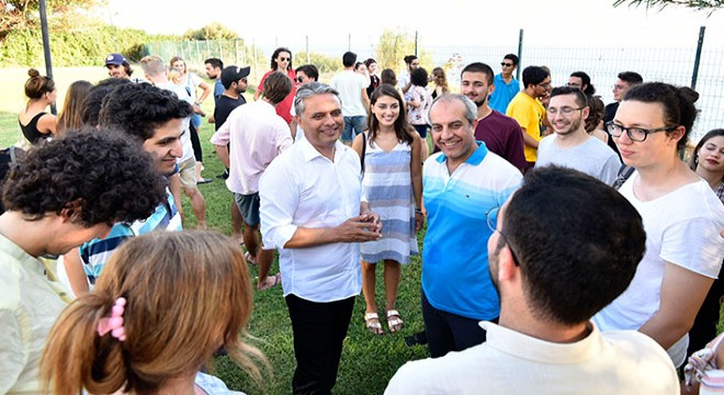 Muratpaşa'dan 629 üniversite öğrencisine destek