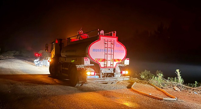 Muratpaşa’dan Aksu’daki yangınla mücadeleye destek