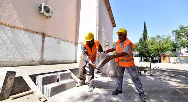 Muratpaşa'dan eğitime destek