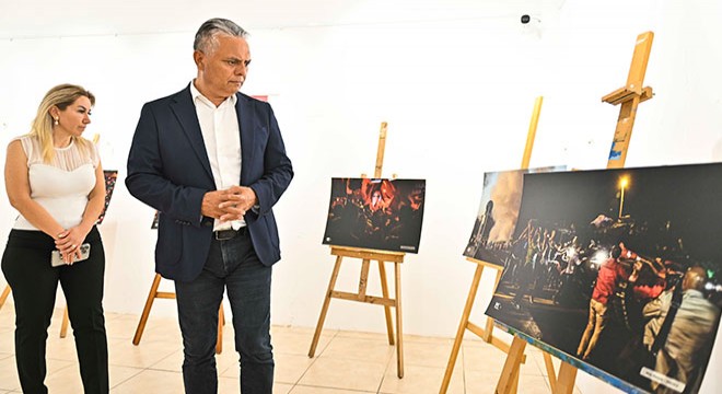 Muratpaşa da 15 Temmuz anısına fotoğraf sergisi