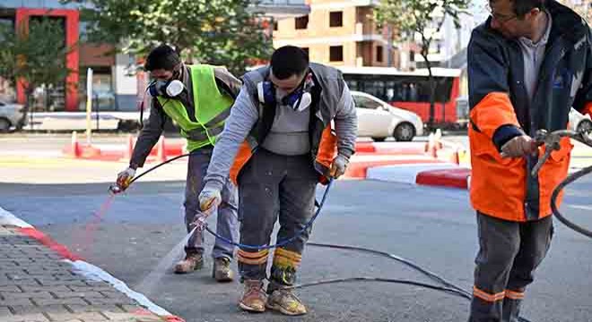 Muratpaşa’nın yolları konforlu ve güvenli