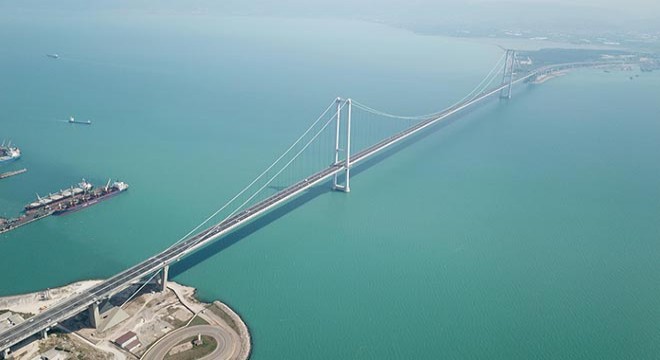 Müsilajdan temizlenen İzmit Körfezi yeniden turkuaz