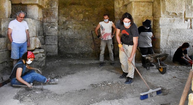 Myra Andriake kazılarının 12'nci yılı başladı