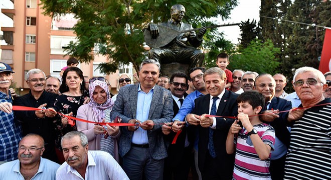 Neşet Ertaş heykeli açıldı