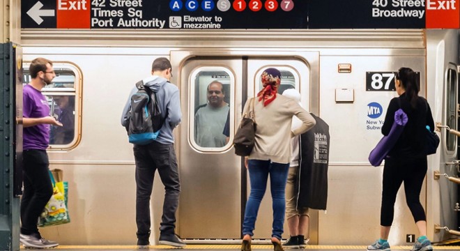 New York teyakkuzda: Metrolara güvenlik takviyesi