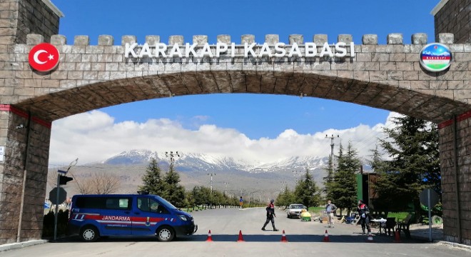 Niğde'nin Karakapı beldesinde karantina uygulaması bitti