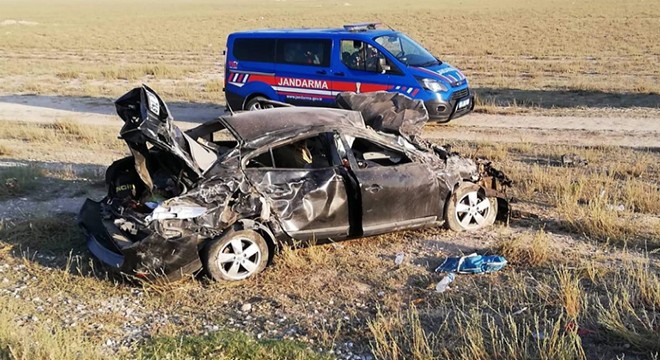 Nişan yolunda kaza yaptılar: 3 ü çocuk, 7 yaralı