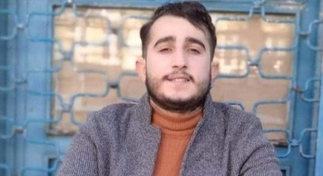 Nişanlandığını öğrendiği kadını parkta silahla vurdu