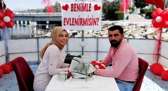 Nişanlısının evlilik teklifi yaptığı Meltem, kalp krizinden öldü