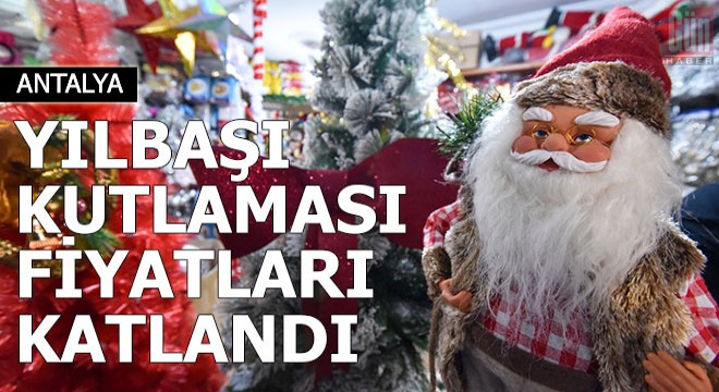 Noel Baba kostümlü, evde yılbaşı kutlaması fiyatları katlandı