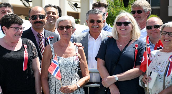 Norveçliler Bağımsızlık Günü'nü kutladı