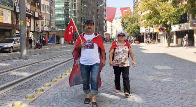 Oğlu cezaevinde olan baba, af için Ankara'ya yürüyor