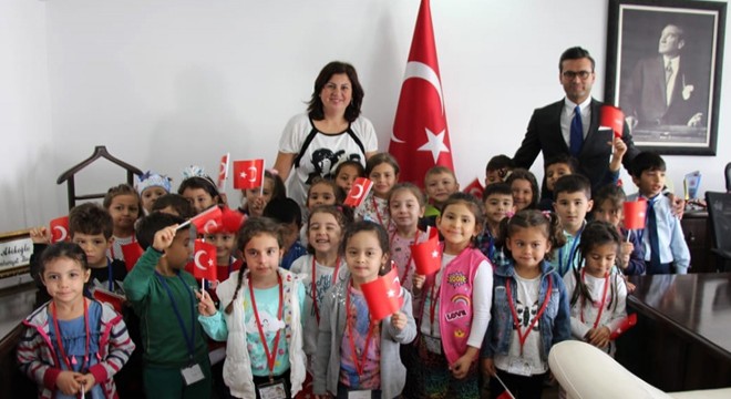 Öğrencilerden adliyeye ziyaret