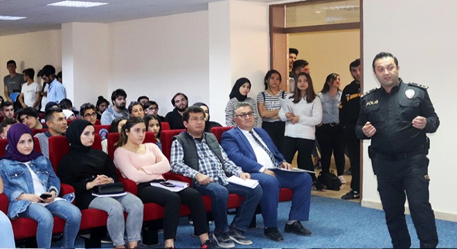 Öğrencilere uyuşturucu semineri
