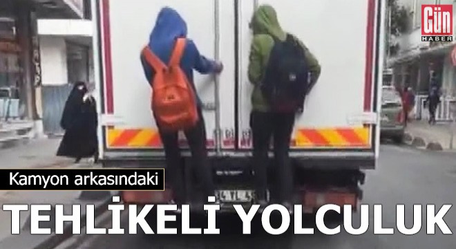 Öğrencilerin kamyon arkasındaki tehlikeli yolculuğu