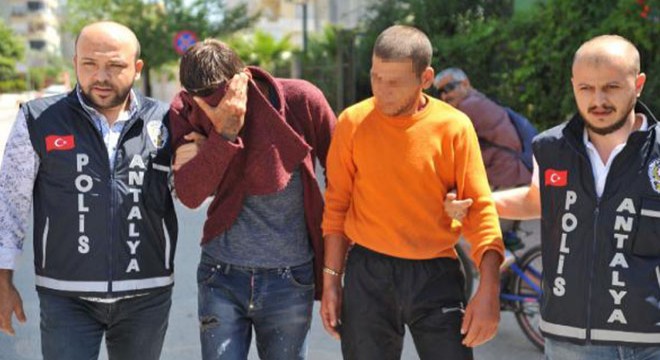 Öğretmeni boğarak öldüren 2 sanığa ağırlaştırılmış müebbet